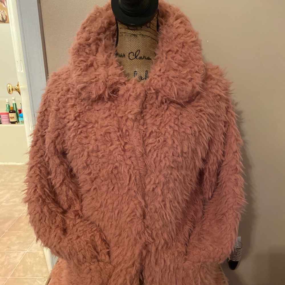 Chic Fuzzy Kids Jacket in Soft Pink